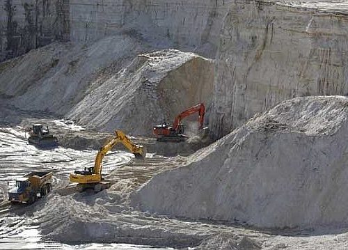 أعمال استخراج من المناجم